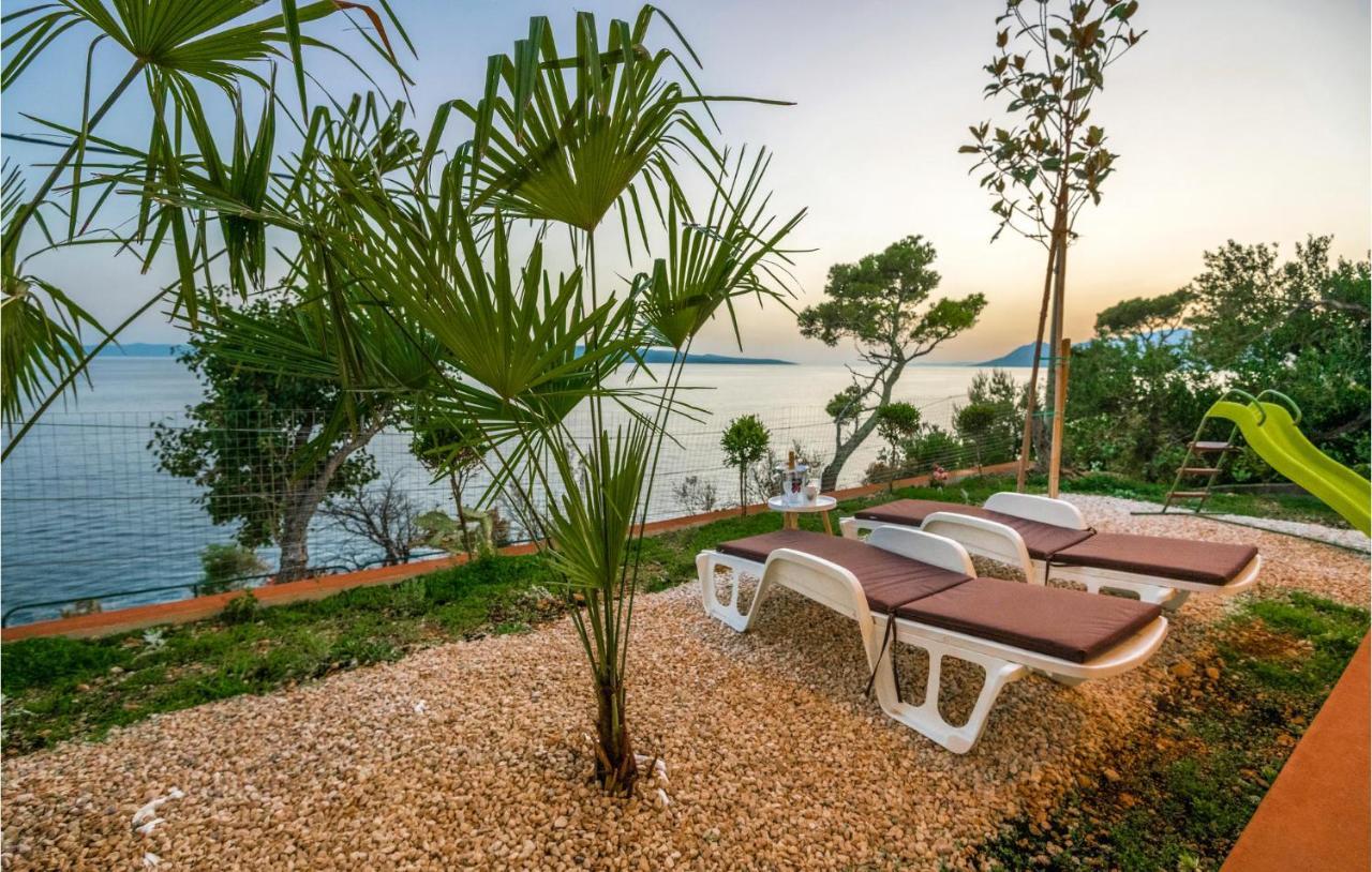 Holiday Home Villetta Belveder Baška Voda Dış mekan fotoğraf