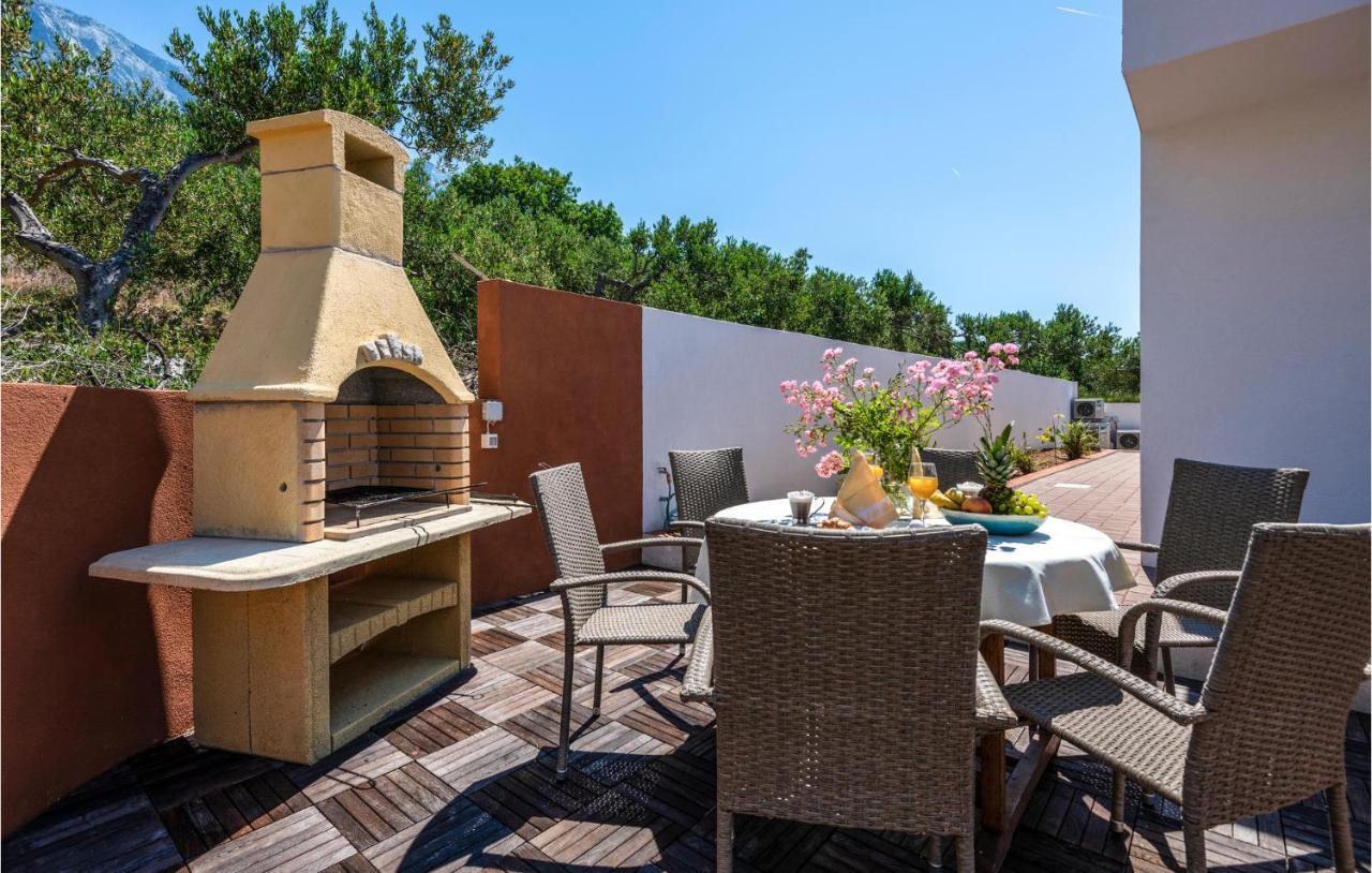 Holiday Home Villetta Belveder Baška Voda Dış mekan fotoğraf